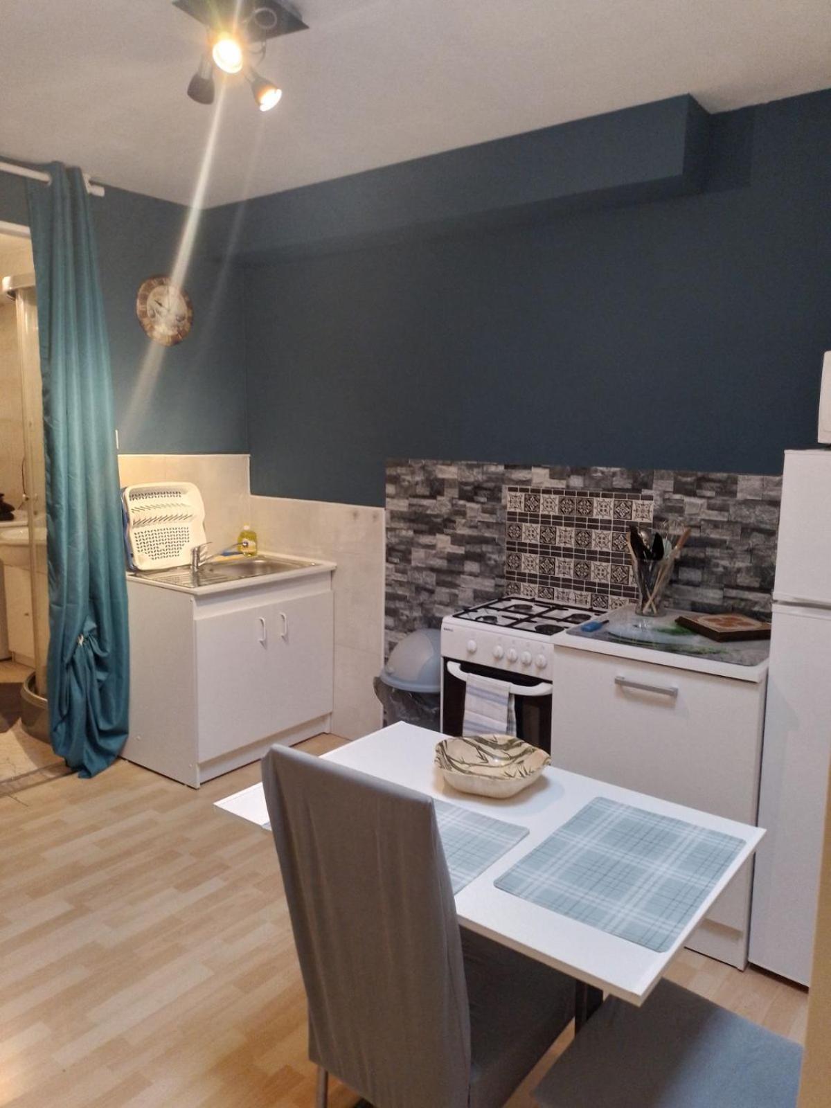 2 Pieces Cocooning Apartment แซ็ง-คล็อด ภายนอก รูปภาพ